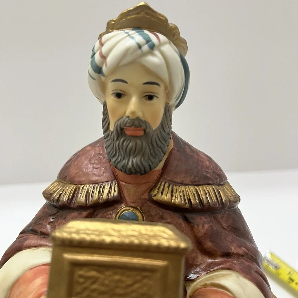 Christmas Grandeur Noel Nativity Wise Man Replacement Piece Porcelain 1999